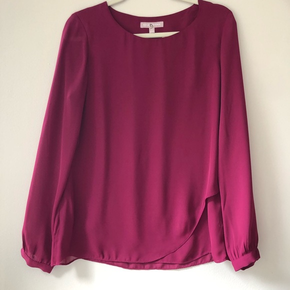 Banana Republic Tulip Hem Blouse Long Sleeve Size Medium Berry Magenta Colour - Picture 14 of 17